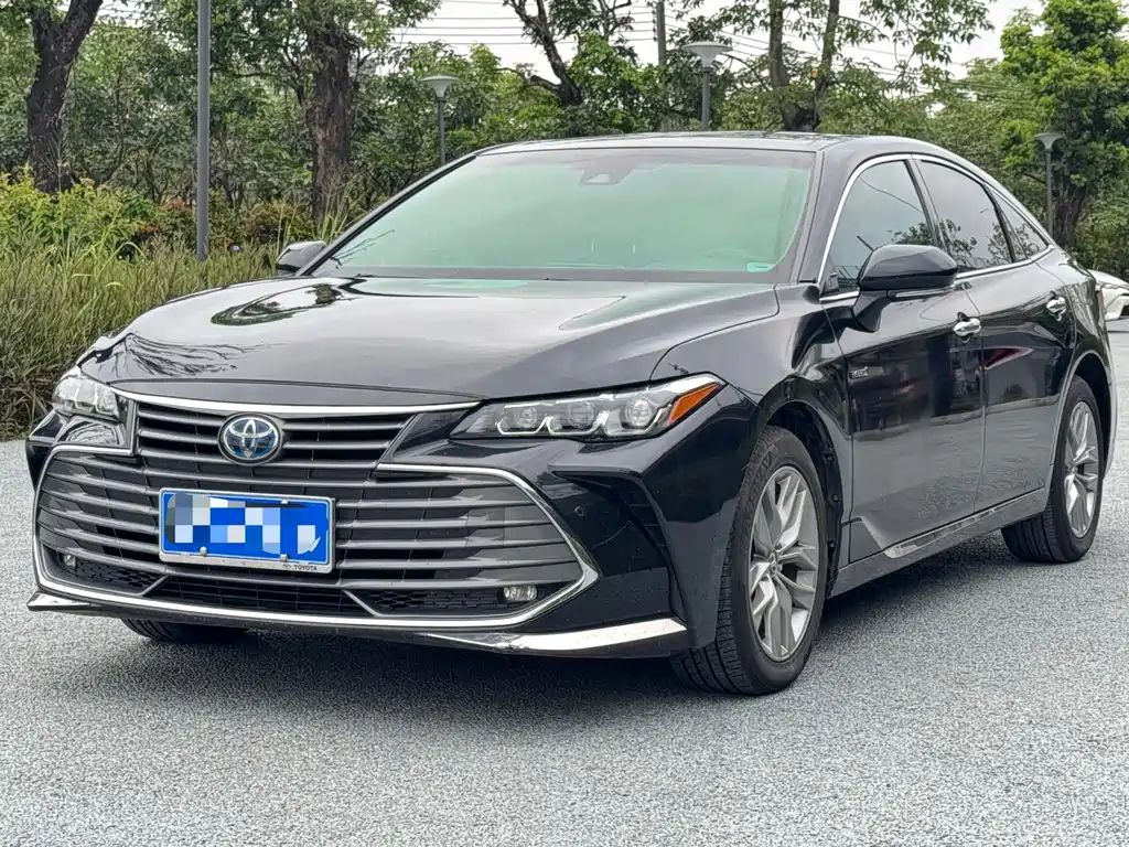 Toyota Avalon 2021 — фото 1