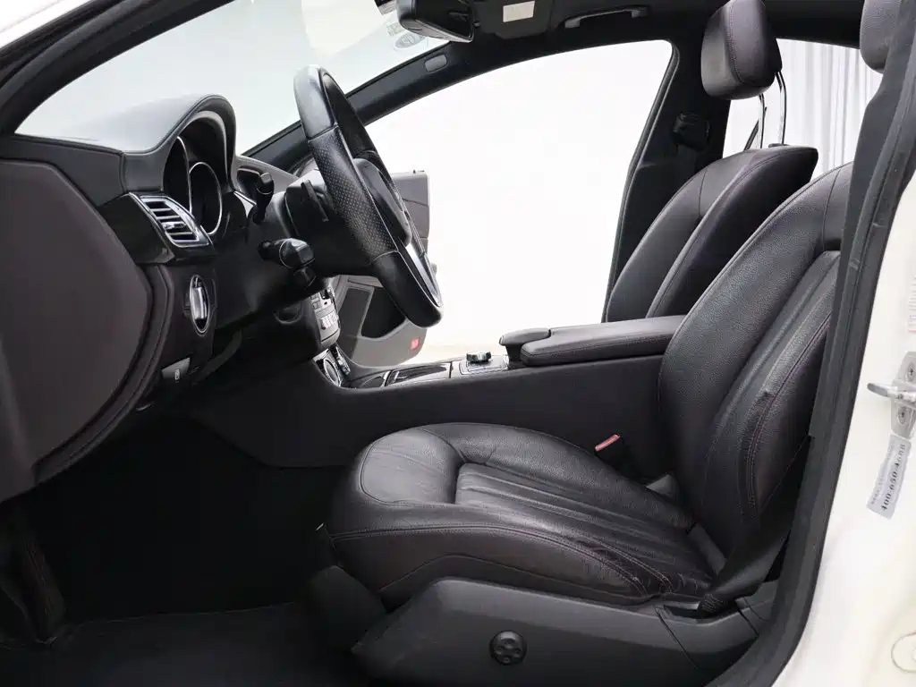 Mercedes-Benz CLS 2013 — фото 2