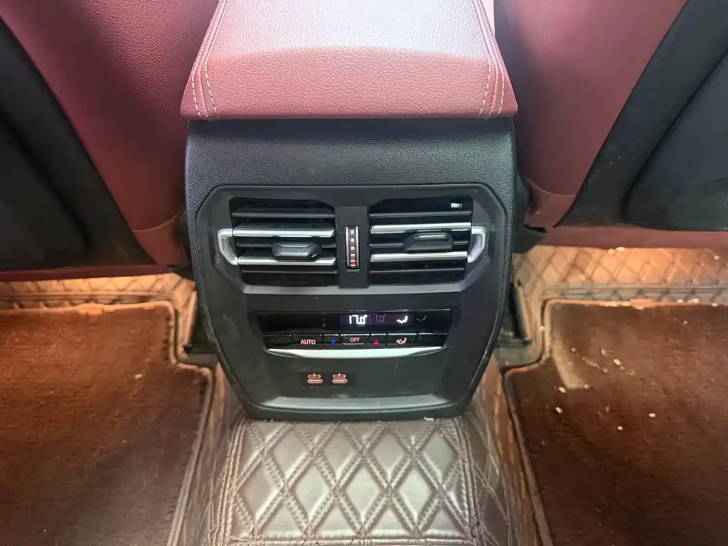 BMW 3 Series 2021 — фото 11