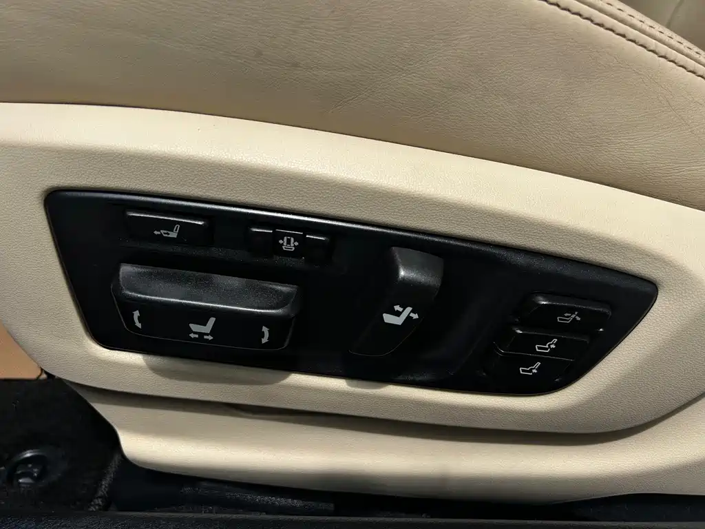 Lexus GS 2012 — фото 15