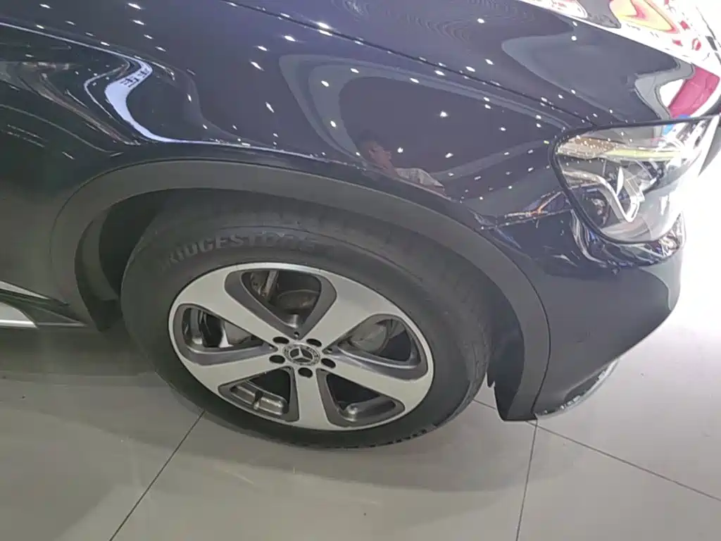 Mercedes-Benz GLC 2017 — фото 14