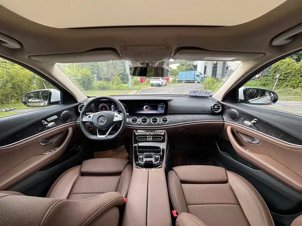 Mercedes-Benz E-Class 2017 — фото 8