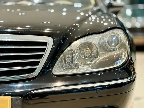 Mercedes-Benz S-Class 2004