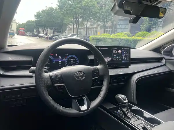 Toyota Camry 2024