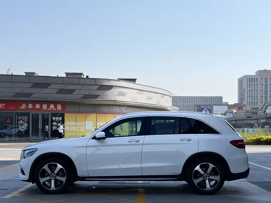 Mercedes-Benz GLC 2019