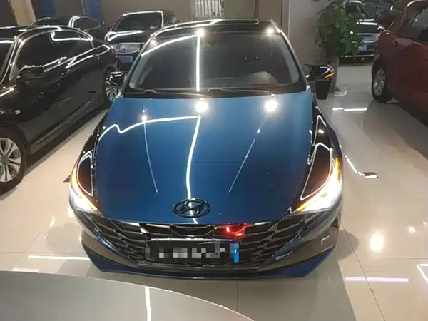Hyundai Elantra 2021
