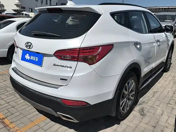 Hyundai Santa Fe 2013