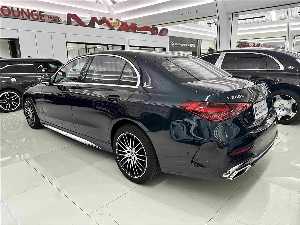 Mercedes-Benz C-Class 2024 — фото 17