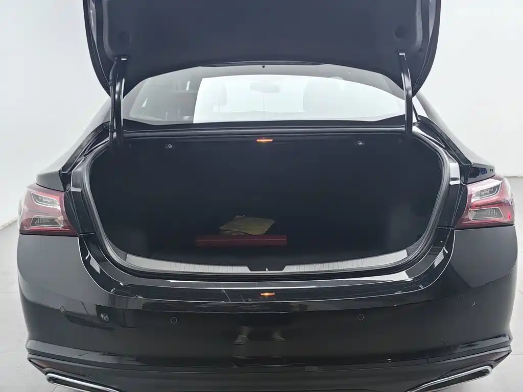 Chevrolet Malibu XL 2020 — фото 16