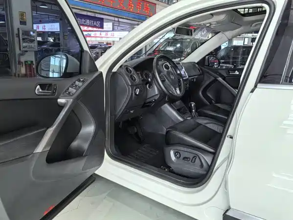 Volkswagen Tiguan 2012