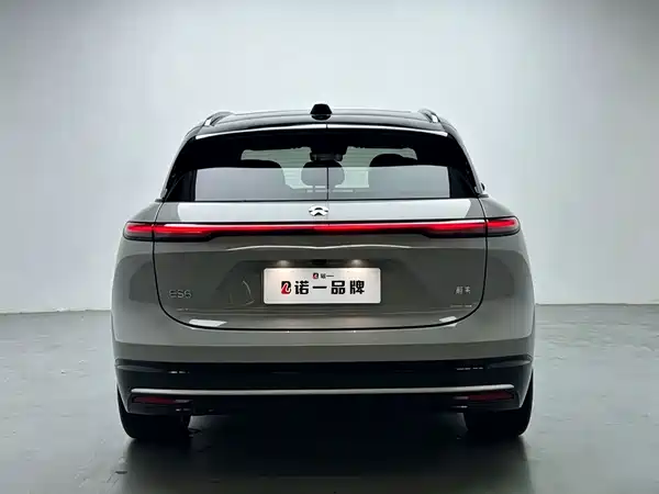 NIO ES6 2025