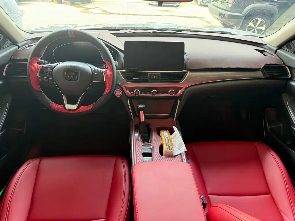 Honda Accord 2021 — фото 10