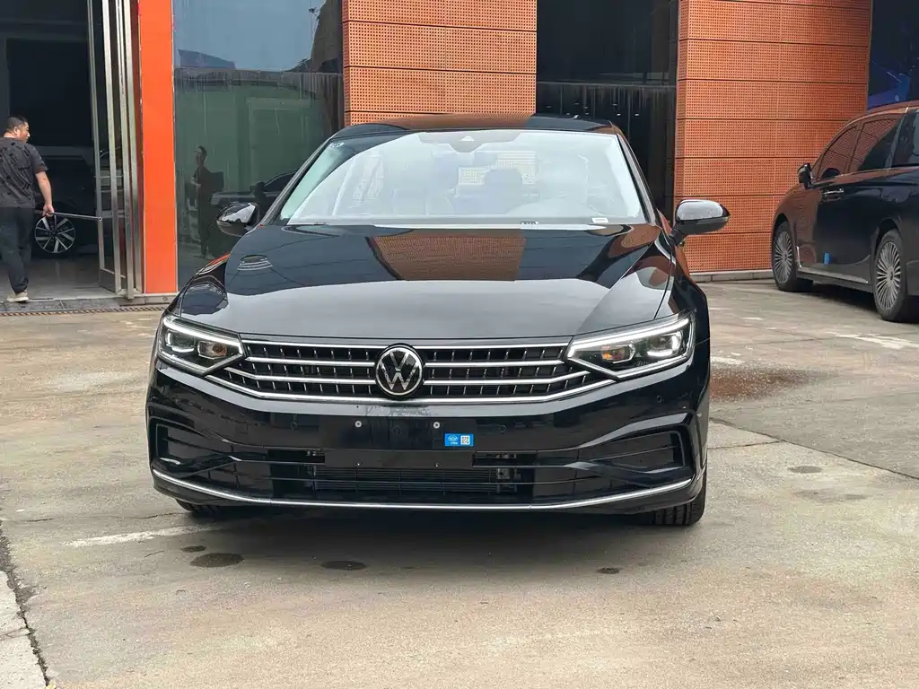 Volkswagen Magotan 2026