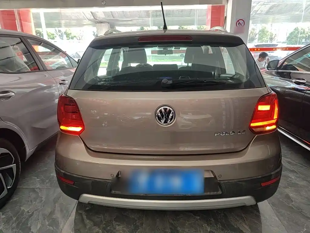Volkswagen Polo 2015