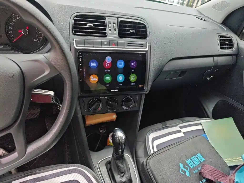 Volkswagen Polo 2016