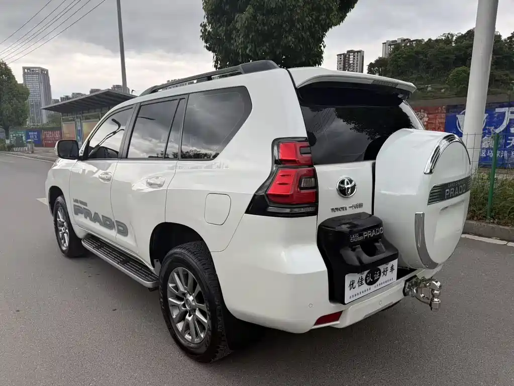 Toyota Prado 2018 — фото 12
