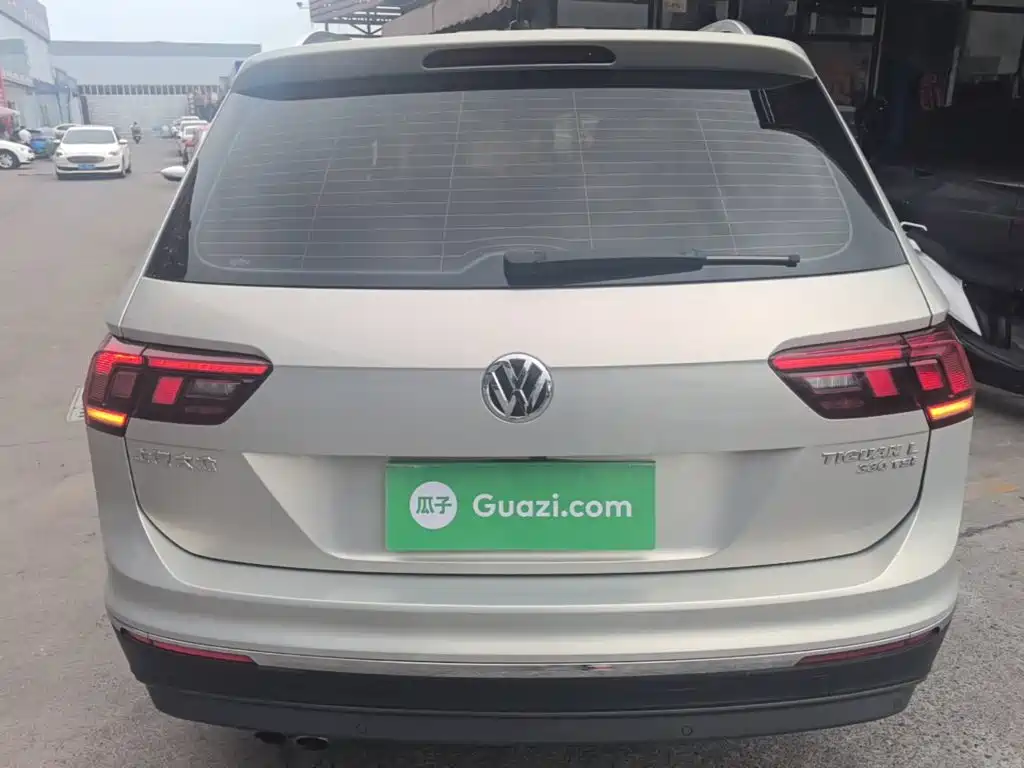Volkswagen Tiguan L 2019 — фото 6