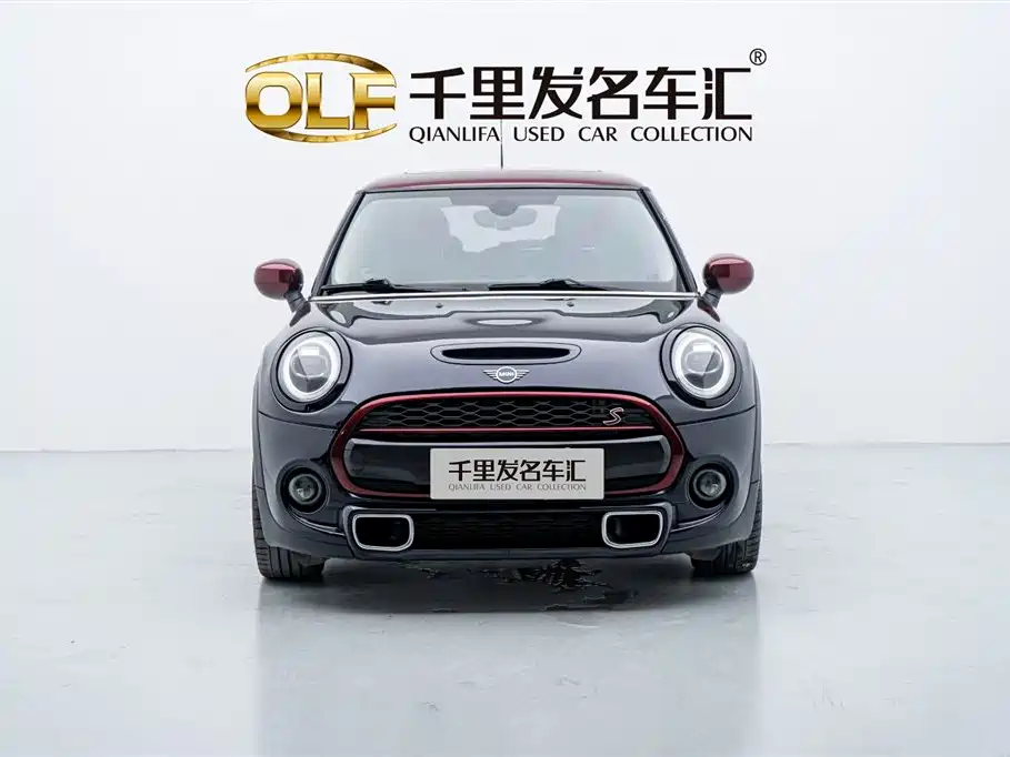 MINI MINI 2020