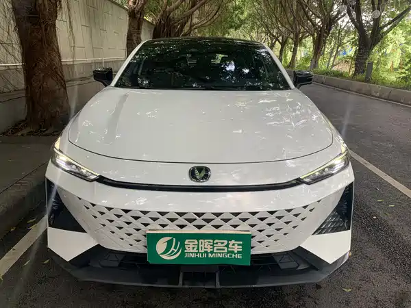 Changan UNI-V 2024
