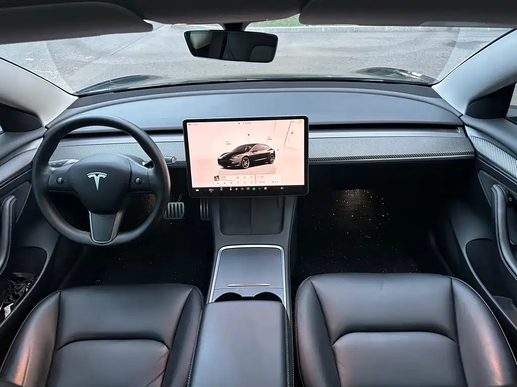 Tesla Model 3 2022 — фото 13