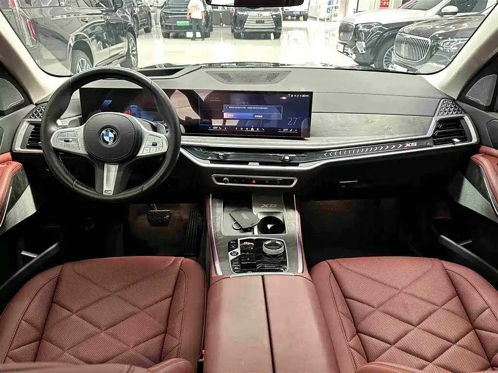 BMW X5 2025 — фото 17