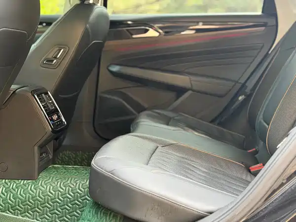 Volkswagen Passat 2021