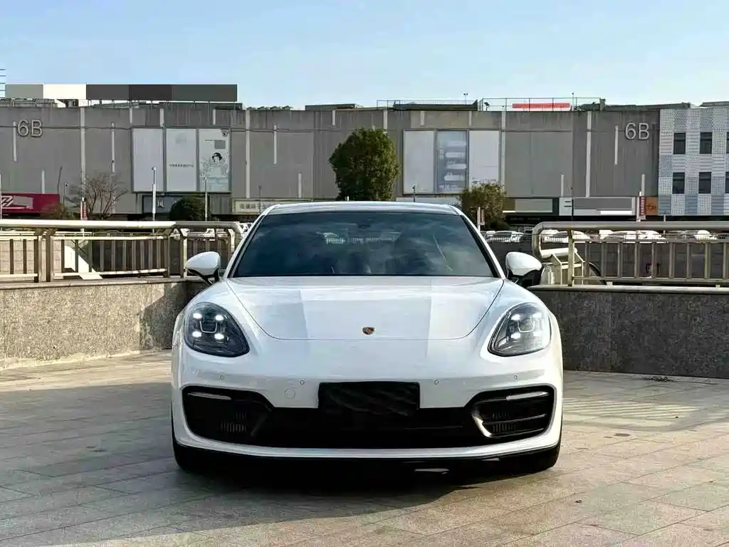 Porsche Panamera 2023 — фото 2