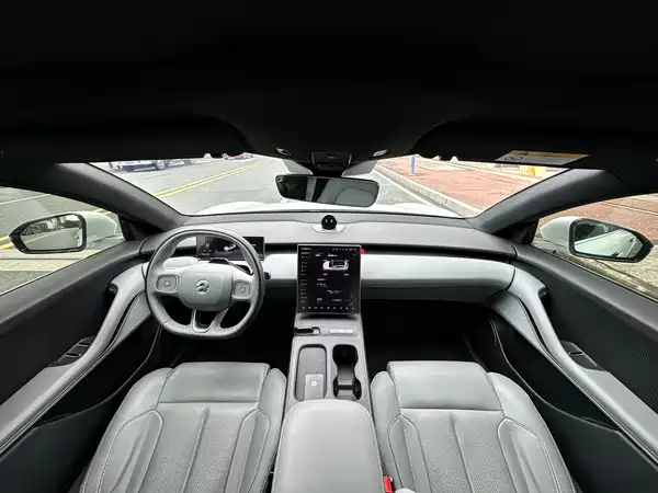 NIO ET5T 2024