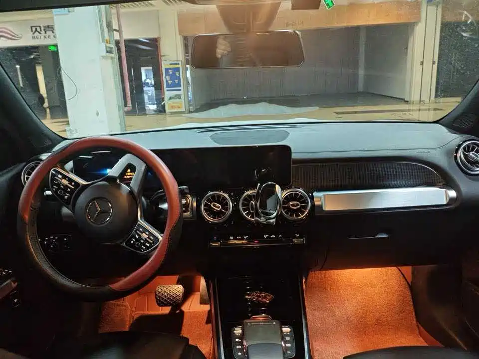 Mercedes-Benz GLB 2020