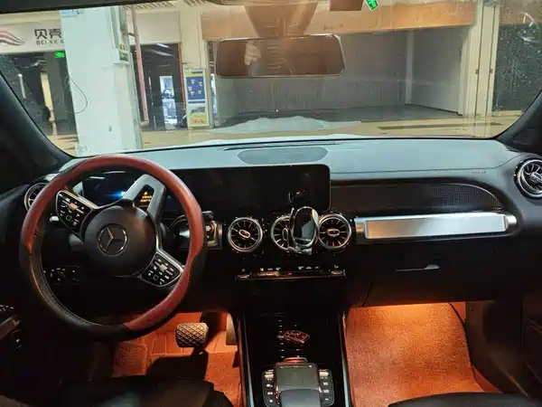 Mercedes-Benz GLB 2020