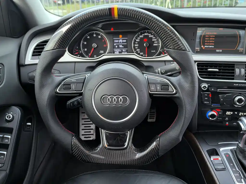 Audi A4L 2015 — фото 14