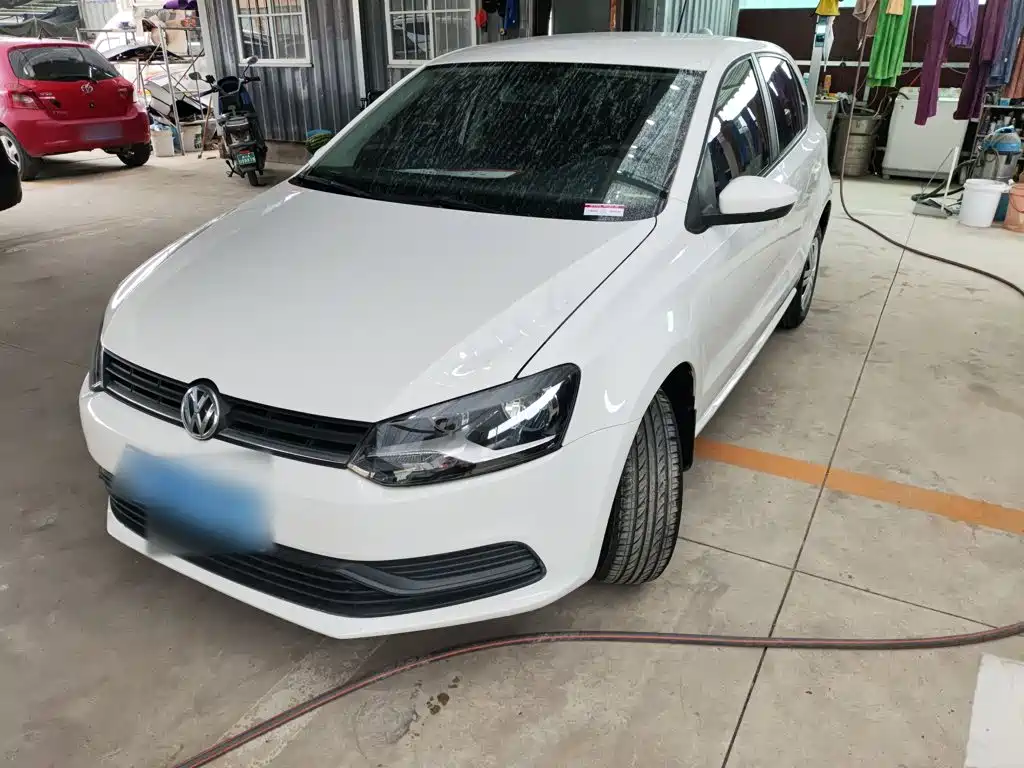 Volkswagen Polo 2016