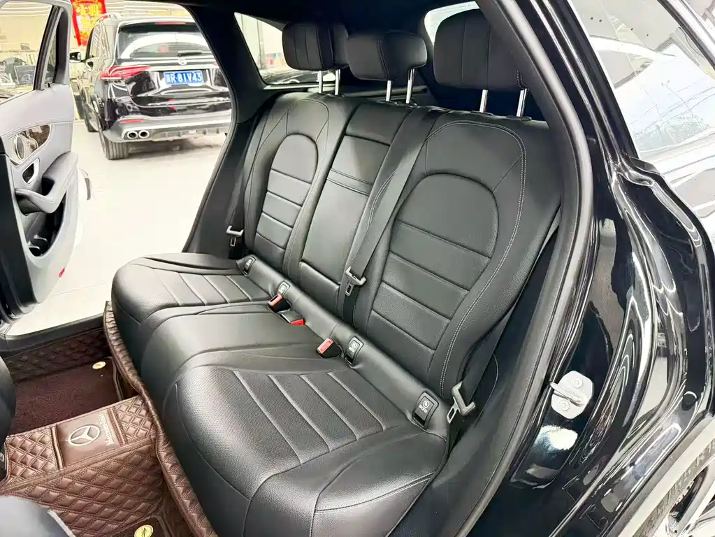 Mercedes-Benz GLC 2019 — фото 20