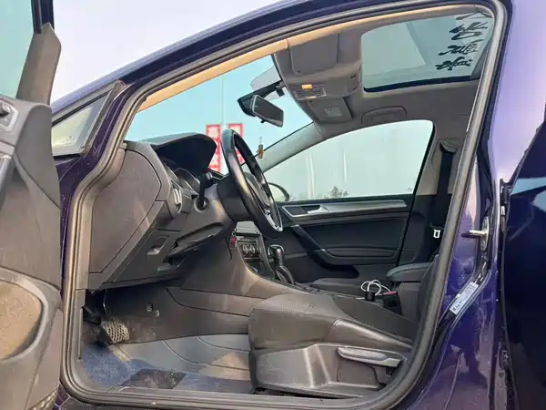 Volkswagen Golf 2020