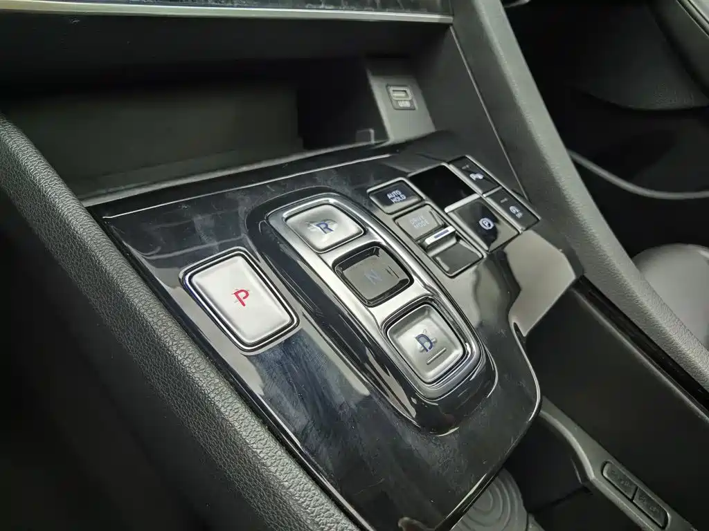 Hyundai Sonata 2020 — фото 13