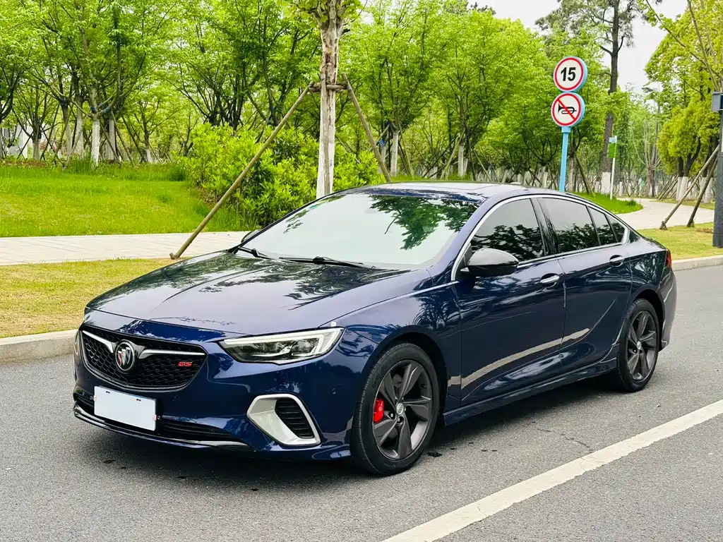 Buick Regal 2020 — фото 1