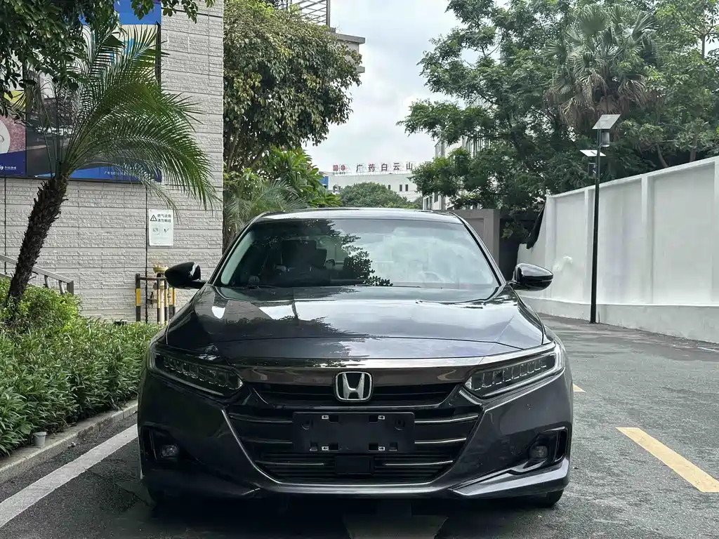 Honda Accord 2022 — фото 2