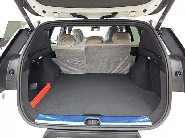 Volvo XC70 Plug-In Hybrid 2026