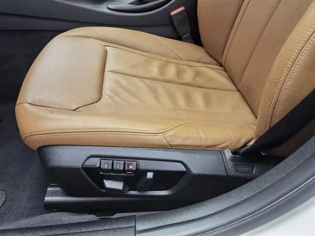 BMW 3 Series 2014 — фото 20