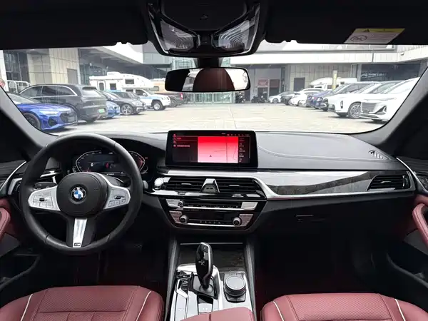 BMW 5 Series 2023