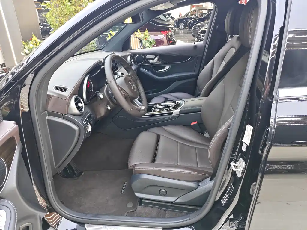 Mercedes-Benz GLC 2016