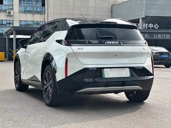 Zeekr X 2023