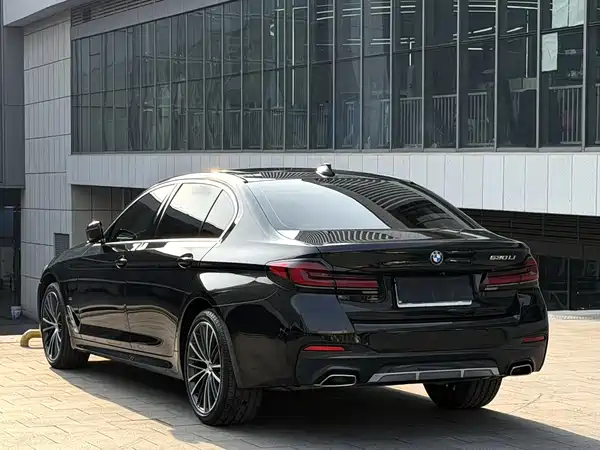 BMW 5 Series 2021