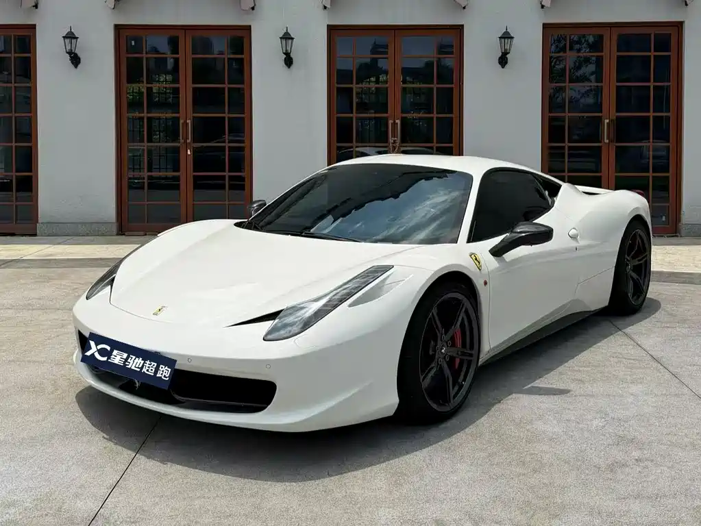 Ferrari 458 2011 — фото 1