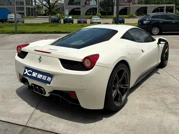 Ferrari 458 2011