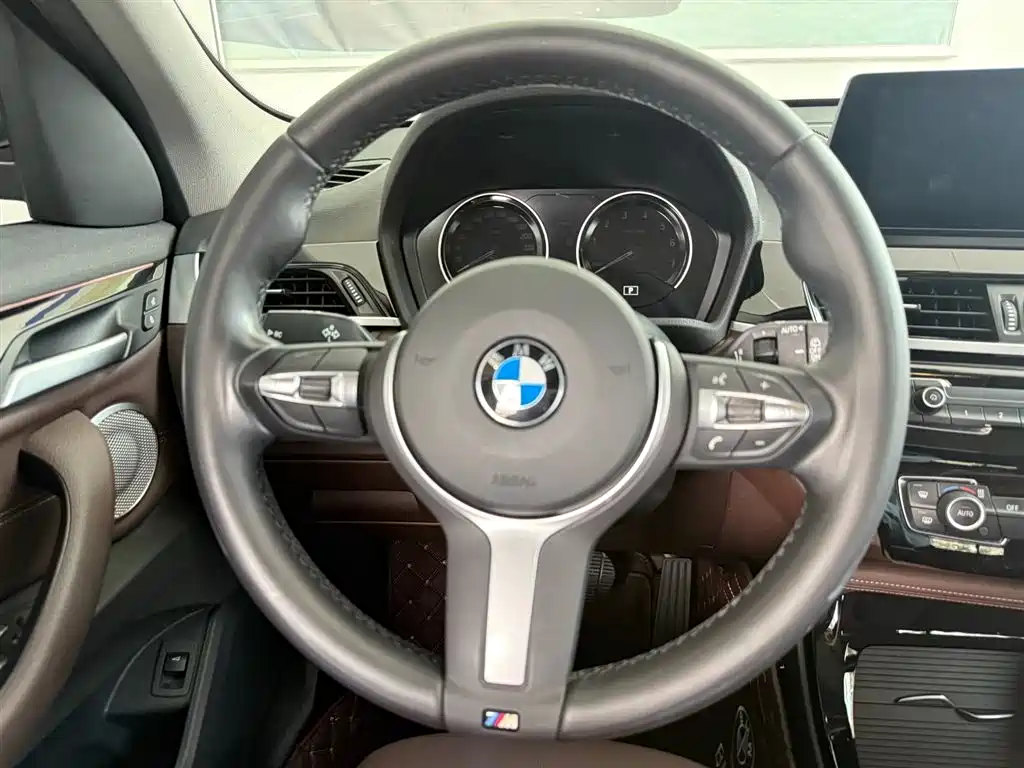 BMW X1 2021 — фото 10