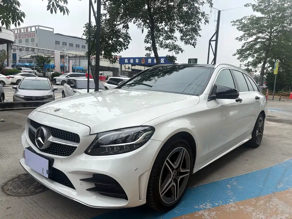 Mercedes-Benz C-Class 2021
