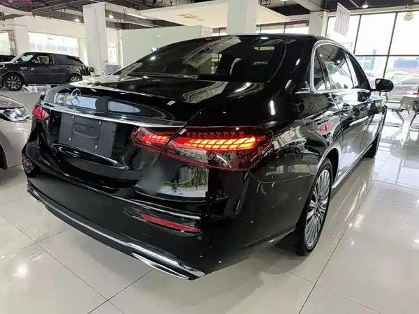 Mercedes-Benz E-Class 2023