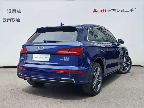 Audi Q5L 2019