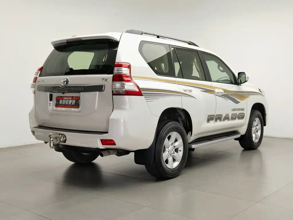 Toyota Prado 2017 — фото 2